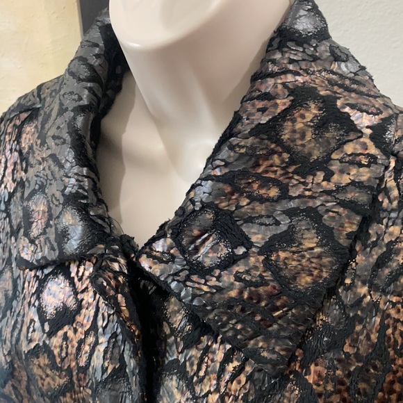 GORGEOUS PYTHON IN BLACK AND COPPER! By ERIN SZ L SOFT AND COMFORTABLE - Picture 4 of 15